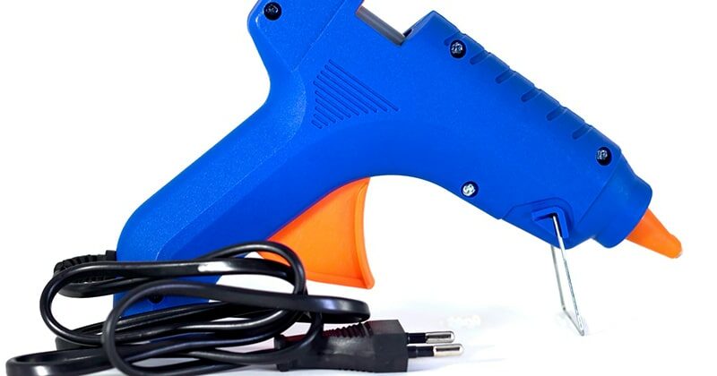 best hot glue guns in india featured image swag swami article
