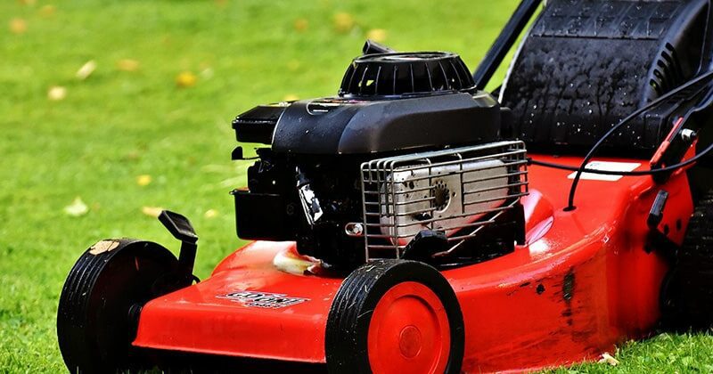 best lawn mowers in india swag swami article featured image